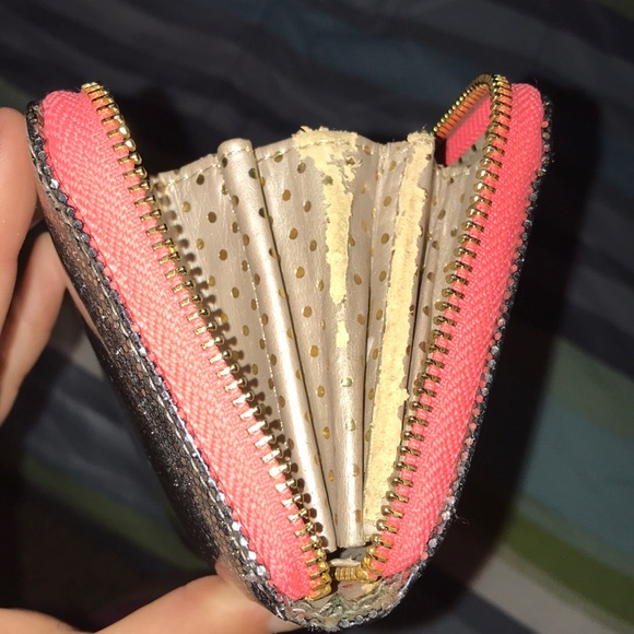 Wallet - Picture 4 of 4